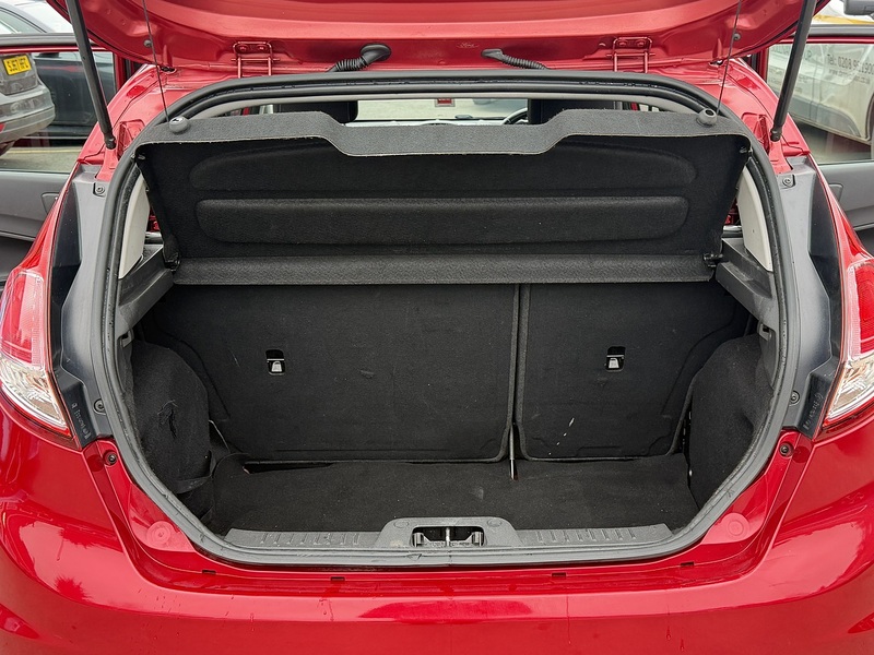 Ford Fiesta 1.0T EcoBoost Zetec Hatchback 5dr Petrol Powershift Euro 6 (100 ps) - U2361