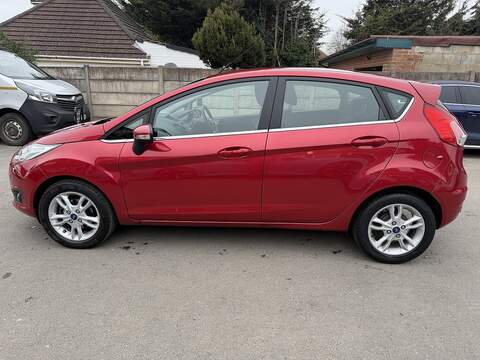 Ford Fiesta 1.0T EcoBoost Zetec Hatchback 5dr Petrol Powershift Euro 6 (100 ps) - U2361