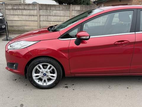 Ford Fiesta 1.0T EcoBoost Zetec Hatchback 5dr Petrol Powershift Euro 6 (100 ps) - U2361