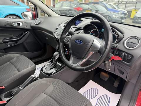 Ford Fiesta 1.0T EcoBoost Zetec Hatchback 5dr Petrol Powershift Euro 6 (100 ps) - U2361
