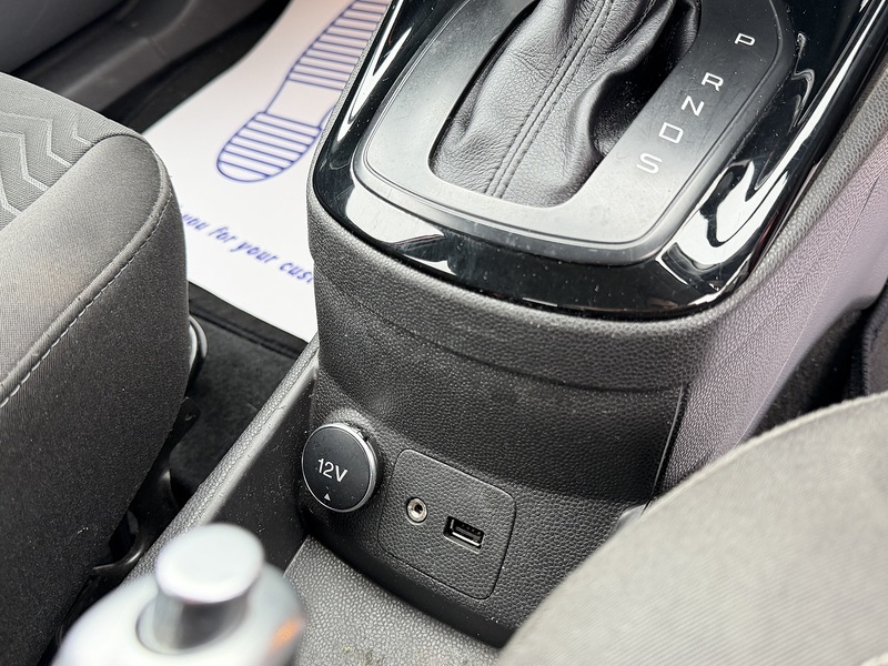 Ford Fiesta 1.0T EcoBoost Zetec Hatchback 5dr Petrol Powershift Euro 6 (100 ps) - U2361