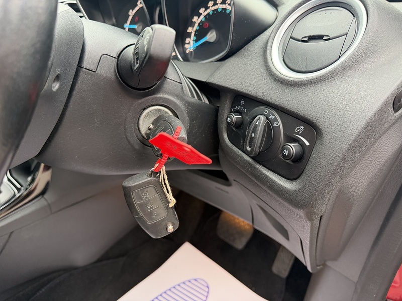 Ford Fiesta 1.0T EcoBoost Zetec Hatchback 5dr Petrol Powershift Euro 6 (100 ps) - U2361