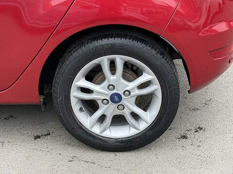 Ford Fiesta 1.0T EcoBoost Zetec Hatchback 5dr Petrol Powershift Euro 6 (100 ps) - U2361