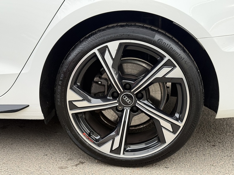 Audi A4 2.0 TDI 35 Black Edition Saloon 4dr Diesel S Tronic Euro 6 (s/s) (163 ps) - U2362