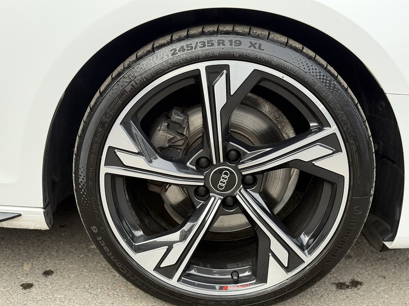 Audi A4 2.0 TDI 35 Black Edition Saloon 4dr Diesel S Tronic Euro 6 (s/s) (163 ps) - U2362