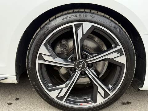 Audi A4 2.0 TDI 35 Black Edition Saloon 4dr Diesel S Tronic Euro 6 (s/s) (163 ps) - U2362