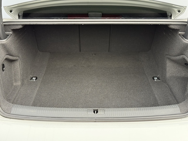 Audi A4 2.0 TDI 35 Black Edition Saloon 4dr Diesel S Tronic Euro 6 (s/s) (163 ps) - U2362