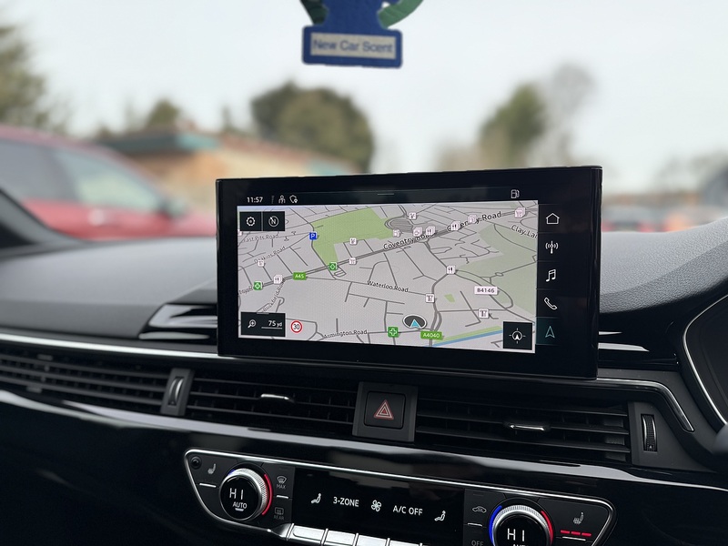 Audi A4 2.0 TDI 35 Black Edition Saloon 4dr Diesel S Tronic Euro 6 (s/s) (163 ps) - U2362