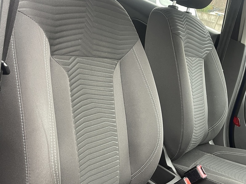 Ford Fiesta 1.0T EcoBoost Zetec Hatchback 5dr Petrol Powershift Euro 5 (100 ps) - U2363