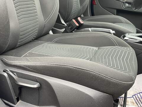 Ford Fiesta 1.0T EcoBoost Zetec Hatchback 5dr Petrol Powershift Euro 5 (100 ps) - U2363