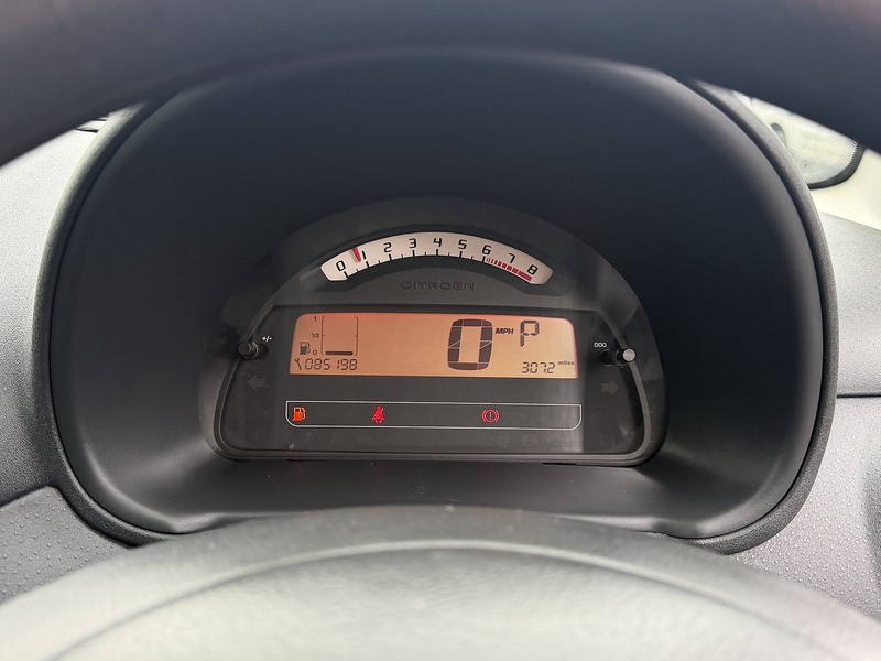 Citroen C3 1.6i 16V SX Hatchback 5dr Petrol Automatic (165 g/km, 107 bhp) - U2364