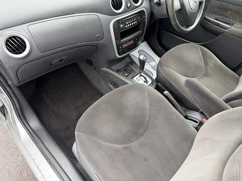 Citroen C3 1.6i 16V SX Hatchback 5dr Petrol Automatic (165 g/km, 107 bhp) - U2364