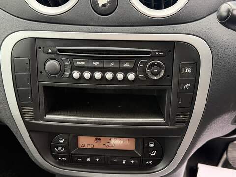 Citroen C3 1.6i 16V SX Hatchback 5dr Petrol Automatic (165 g/km, 107 bhp) - U2364