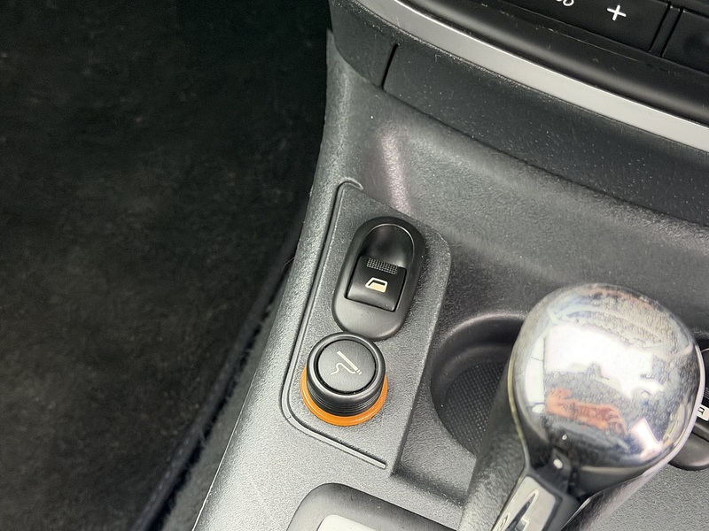 Citroen C3 1.6i 16V SX Hatchback 5dr Petrol Automatic (165 g/km, 107 bhp) - U2364