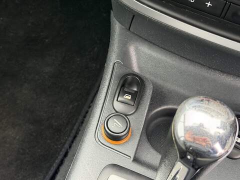 Citroen C3 1.6i 16V SX Hatchback 5dr Petrol Automatic (165 g/km, 107 bhp) - U2364