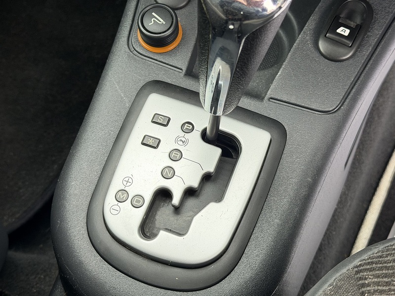 Citroen C3 1.6i 16V SX Hatchback 5dr Petrol Automatic (165 g/km, 107 bhp) - U2364