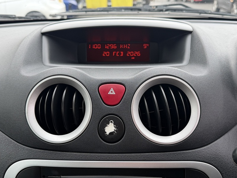 Citroen C3 1.6i 16V SX Hatchback 5dr Petrol Automatic (165 g/km, 107 bhp) - U2364