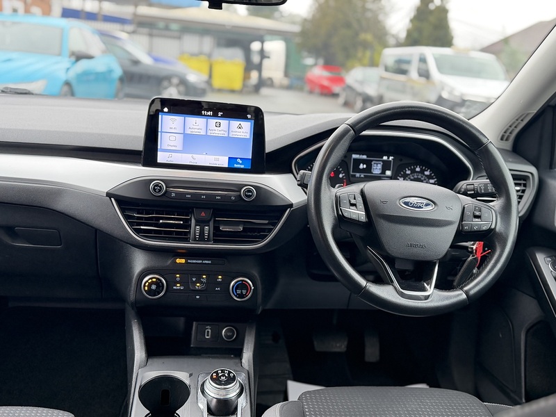 Ford Focus 1.0T EcoBoost Zetec Hatchback 5dr Petrol Auto Euro 6 (s/s) (125 ps) - U2365