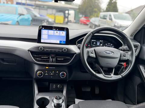 Ford Focus 1.0T EcoBoost Zetec Hatchback 5dr Petrol Auto Euro 6 (s/s) (125 ps) - U2365