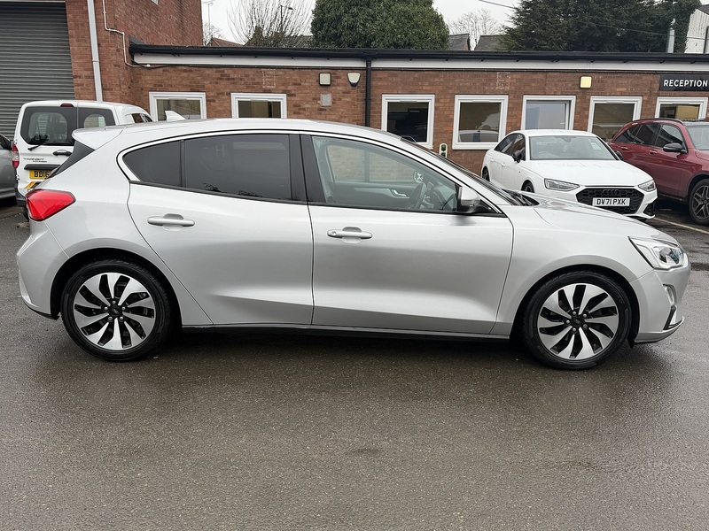 Ford Focus 1.0T EcoBoost Zetec Hatchback 5dr Petrol Auto Euro 6 (s/s) (125 ps) - U2365