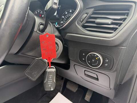 Ford Focus 1.0T EcoBoost Zetec Hatchback 5dr Petrol Auto Euro 6 (s/s) (125 ps) - U2365