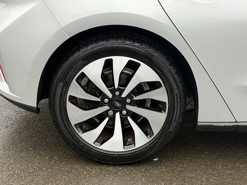 Ford Focus 1.0T EcoBoost Zetec Hatchback 5dr Petrol Auto Euro 6 (s/s) (125 ps) - U2365