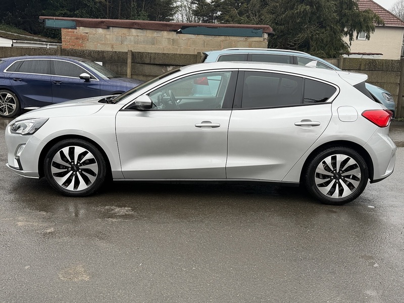 Ford Focus 1.0T EcoBoost Zetec Hatchback 5dr Petrol Auto Euro 6 (s/s) (125 ps) - U2365