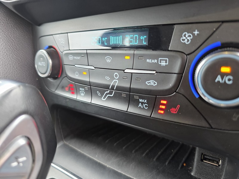 Ford Focus 1.0T EcoBoost Titanium X Hatchback 5dr Petrol Auto Euro 6 (s/s) (125 ps) - U2366