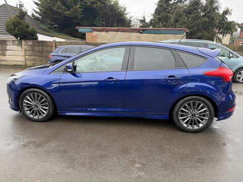 Ford Focus 1.0T EcoBoost ST-Line Hatchback 5dr Petrol Auto Euro 6 (s/s) (125 ps) - U2367