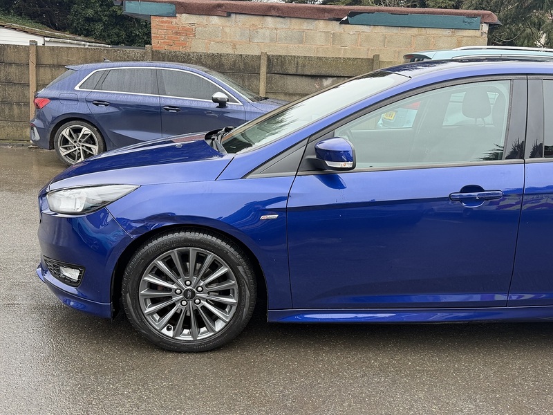Ford Focus 1.0T EcoBoost ST-Line Hatchback 5dr Petrol Auto Euro 6 (s/s) (125 ps) - U2367