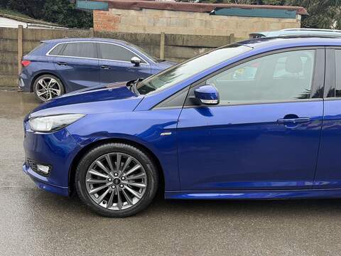 Ford Focus 1.0T EcoBoost ST-Line Hatchback 5dr Petrol Auto Euro 6 (s/s) (125 ps) - U2367
