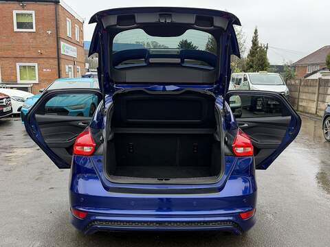 Ford Focus 1.0T EcoBoost ST-Line Hatchback 5dr Petrol Auto Euro 6 (s/s) (125 ps) - U2367