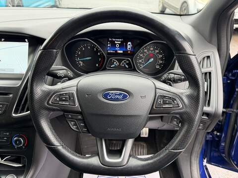 Ford Focus 1.0T EcoBoost ST-Line Hatchback 5dr Petrol Auto Euro 6 (s/s) (125 ps) - U2367