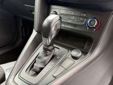 Ford Focus 1.0T EcoBoost ST-Line Hatchback 5dr Petrol Auto Euro 6 (s/s) (125 ps) - U2367