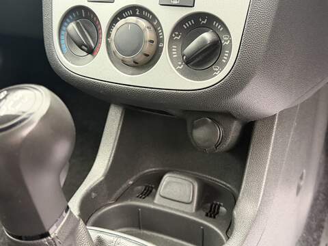 Vauxhall Corsa 1.0 ecoFLEX 12V S Hatchback 5dr Petrol Manual Euro 5 (65 ps) - U2368