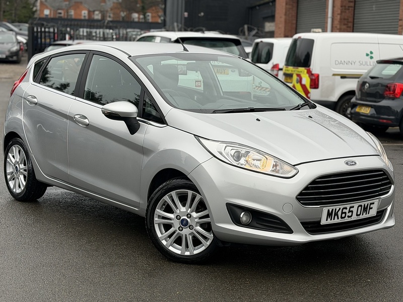Ford Fiesta 1.0T EcoBoost Zetec Hatchback 5dr Petrol Powershift Euro 5 (100 ps) - U2370