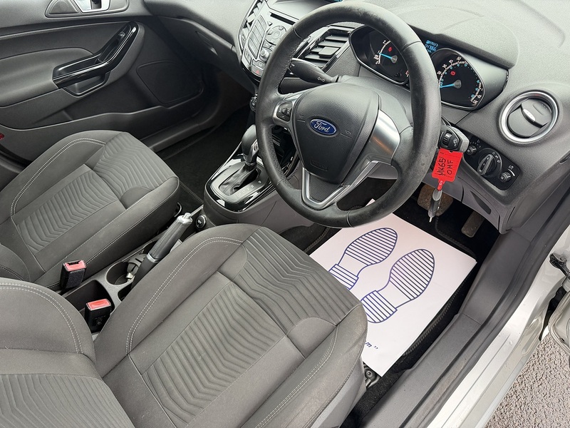 Ford Fiesta 1.0T EcoBoost Zetec Hatchback 5dr Petrol Powershift Euro 5 (100 ps) - U2370