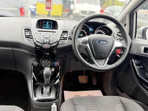 Ford Fiesta 1.0T EcoBoost Zetec Hatchback 5dr Petrol Powershift Euro 5 (100 ps) - U2370