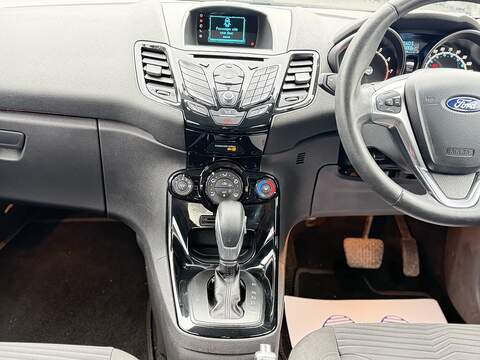 Ford Fiesta 1.0T EcoBoost Zetec Hatchback 5dr Petrol Powershift Euro 5 (100 ps) - U2370