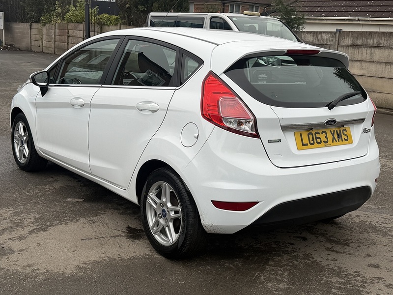 Ford Fiesta 1.0T EcoBoost Zetec Hatchback 5dr Petrol Manual Euro 5 (s/s) (100 ps) - U2371