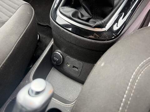 Ford Fiesta 1.0T EcoBoost Zetec Hatchback 5dr Petrol Manual Euro 5 (s/s) (100 ps) - U2371