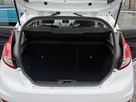 Ford Fiesta 1.0T EcoBoost Zetec Hatchback 5dr Petrol Manual Euro 5 (s/s) (100 ps) - U2371