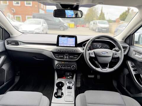 Ford Focus 1.0T EcoBoost Titanium Estate 5dr Petrol Auto Euro 6 (s/s) (125 ps) - U2374