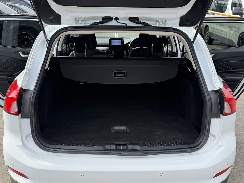 Ford Focus 1.0T EcoBoost Titanium Estate 5dr Petrol Auto Euro 6 (s/s) (125 ps) - U2374