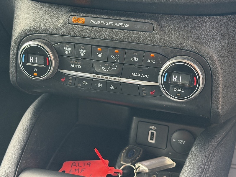 Ford Focus 1.0T EcoBoost Titanium Estate 5dr Petrol Auto Euro 6 (s/s) (125 ps) - U2374