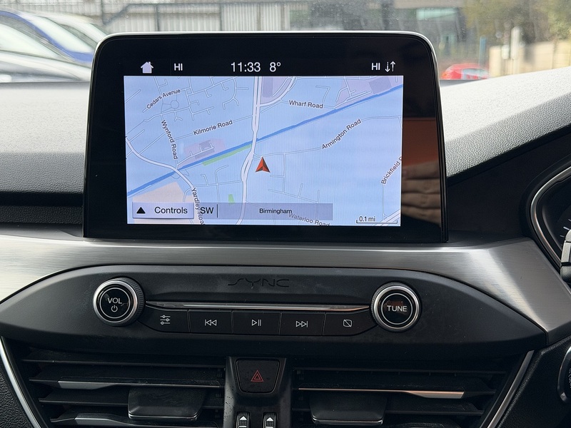 Ford Focus 1.0T EcoBoost Titanium Estate 5dr Petrol Auto Euro 6 (s/s) (125 ps) - U2374