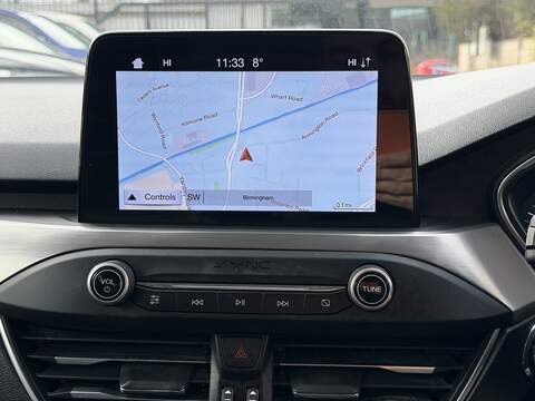 Ford Focus 1.0T EcoBoost Titanium Estate 5dr Petrol Auto Euro 6 (s/s) (125 ps) - U2374