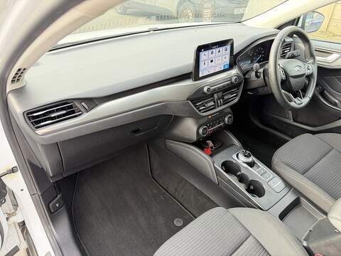 Ford Focus 1.0T EcoBoost Titanium Estate 5dr Petrol Auto Euro 6 (s/s) (125 ps) - U2374