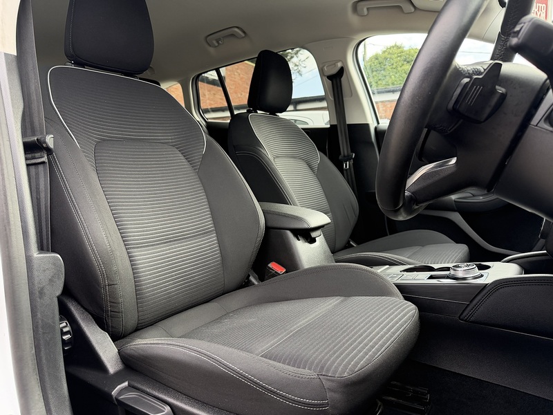 Ford Focus 1.0T EcoBoost Titanium Estate 5dr Petrol Auto Euro 6 (s/s) (125 ps) - U2374