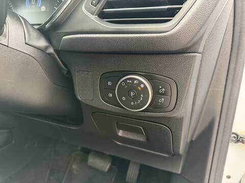 Ford Focus 1.0T EcoBoost Titanium Estate 5dr Petrol Auto Euro 6 (s/s) (125 ps) - U2374